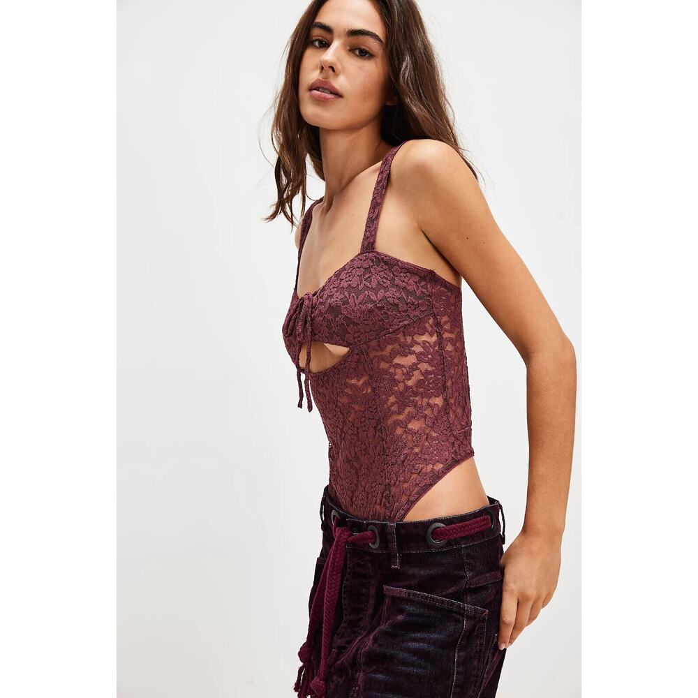 NWT- Free People Strike a Pose Lace Bodysuit ~ Size M ~ Burgandy